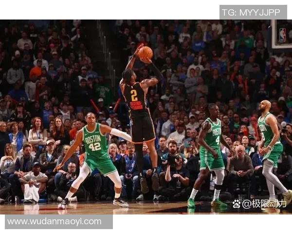 马刺队与湖人激战正酣NBA经典对决再度上演球迷热情高涨